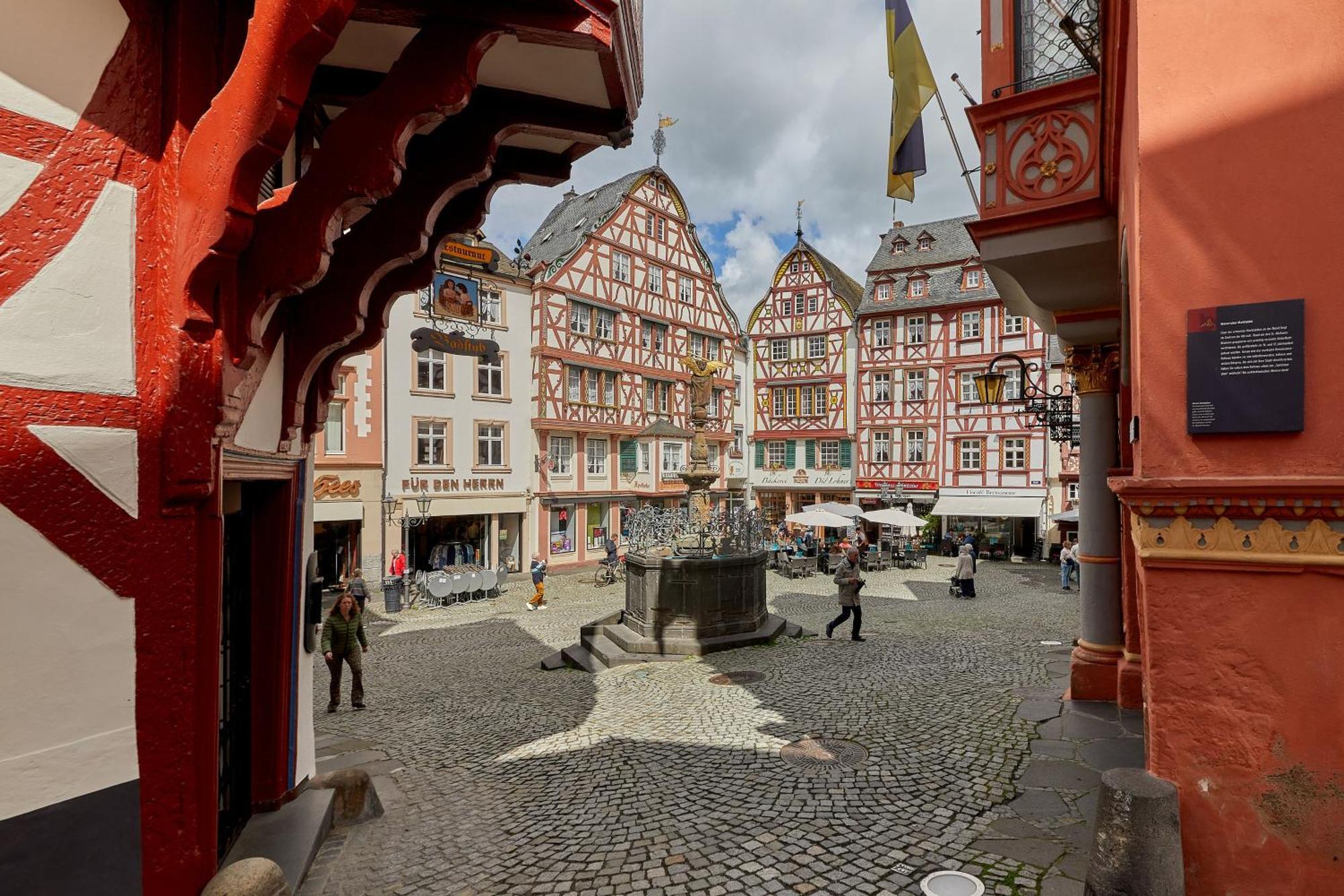 Apartments Am Markt Bernkastel-Kues Esterno foto